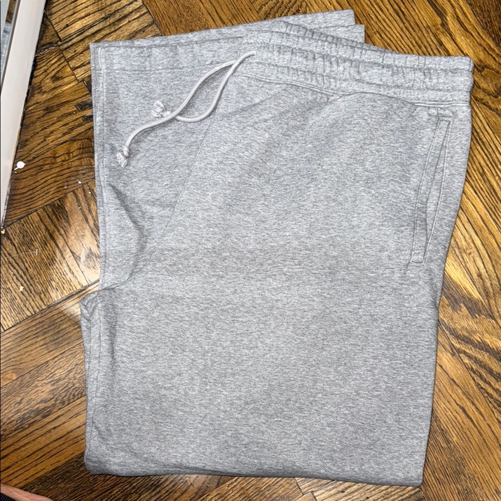 SKIMS Gray Wide Leg Sweatpants